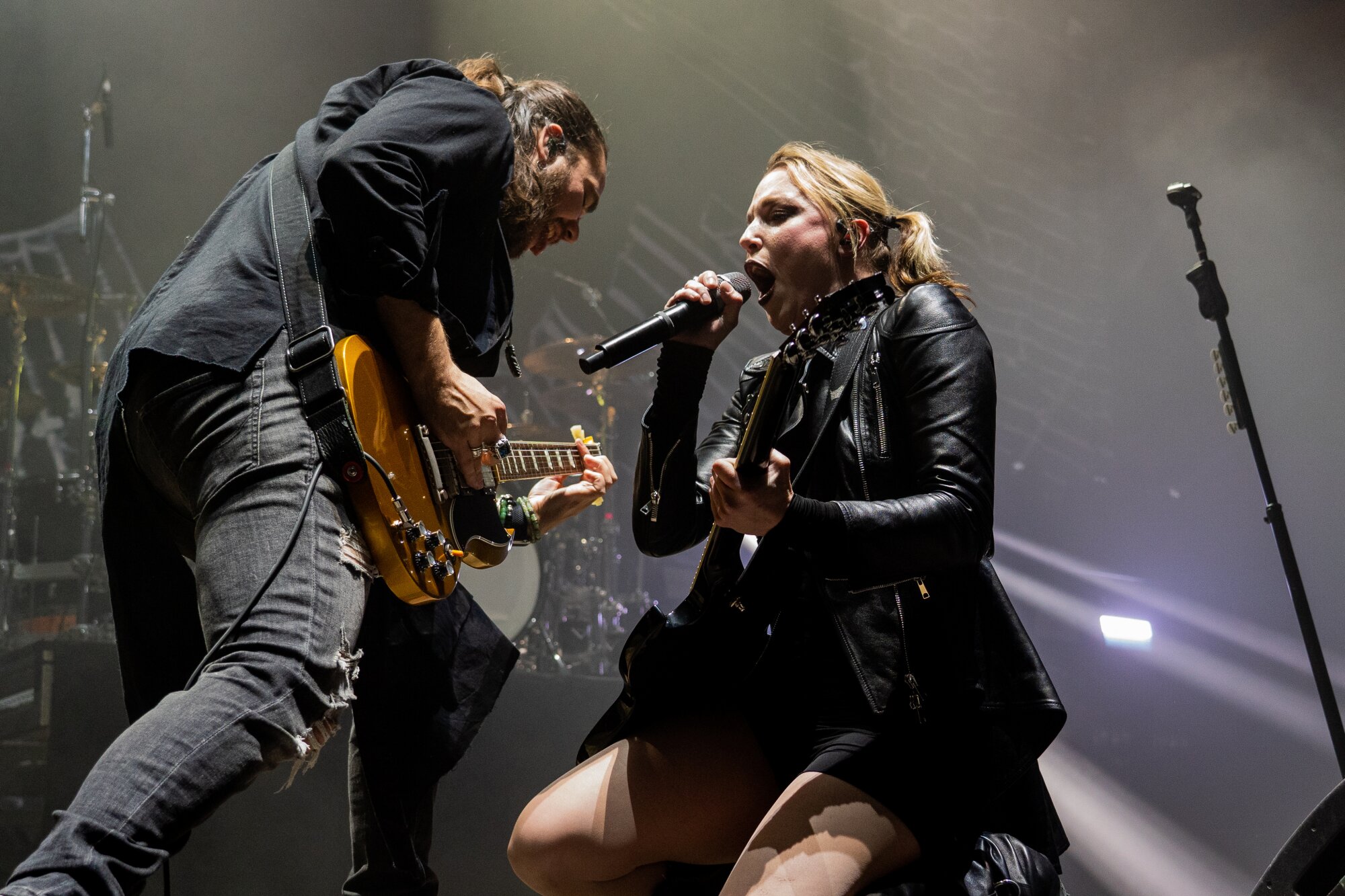 Halestorm live